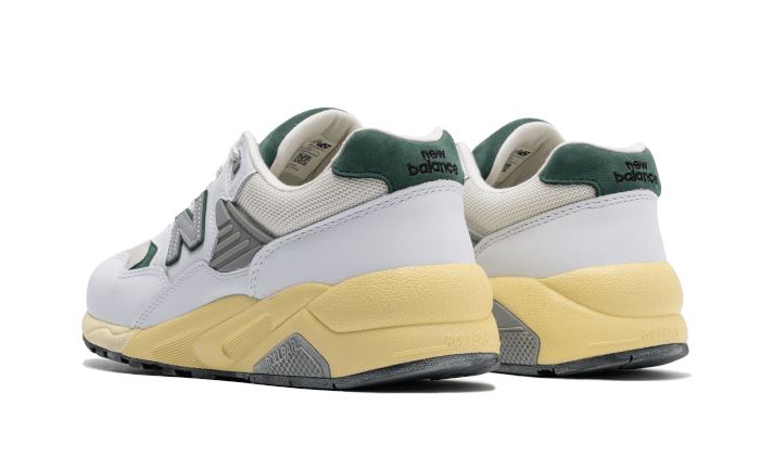 New Balance 580 White Nightwatch Green – limitierter Sneaker bei Shade Studios