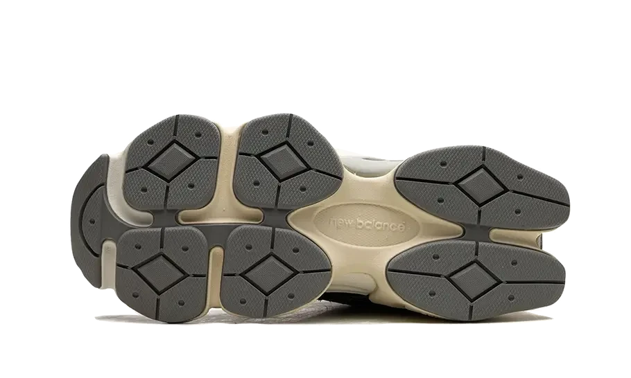 New Balance 9060 Black Sea Salt – limitierter Sneaker bei Shade Studios