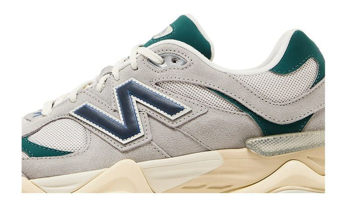 New Balance 9060 Concrete New Spruce