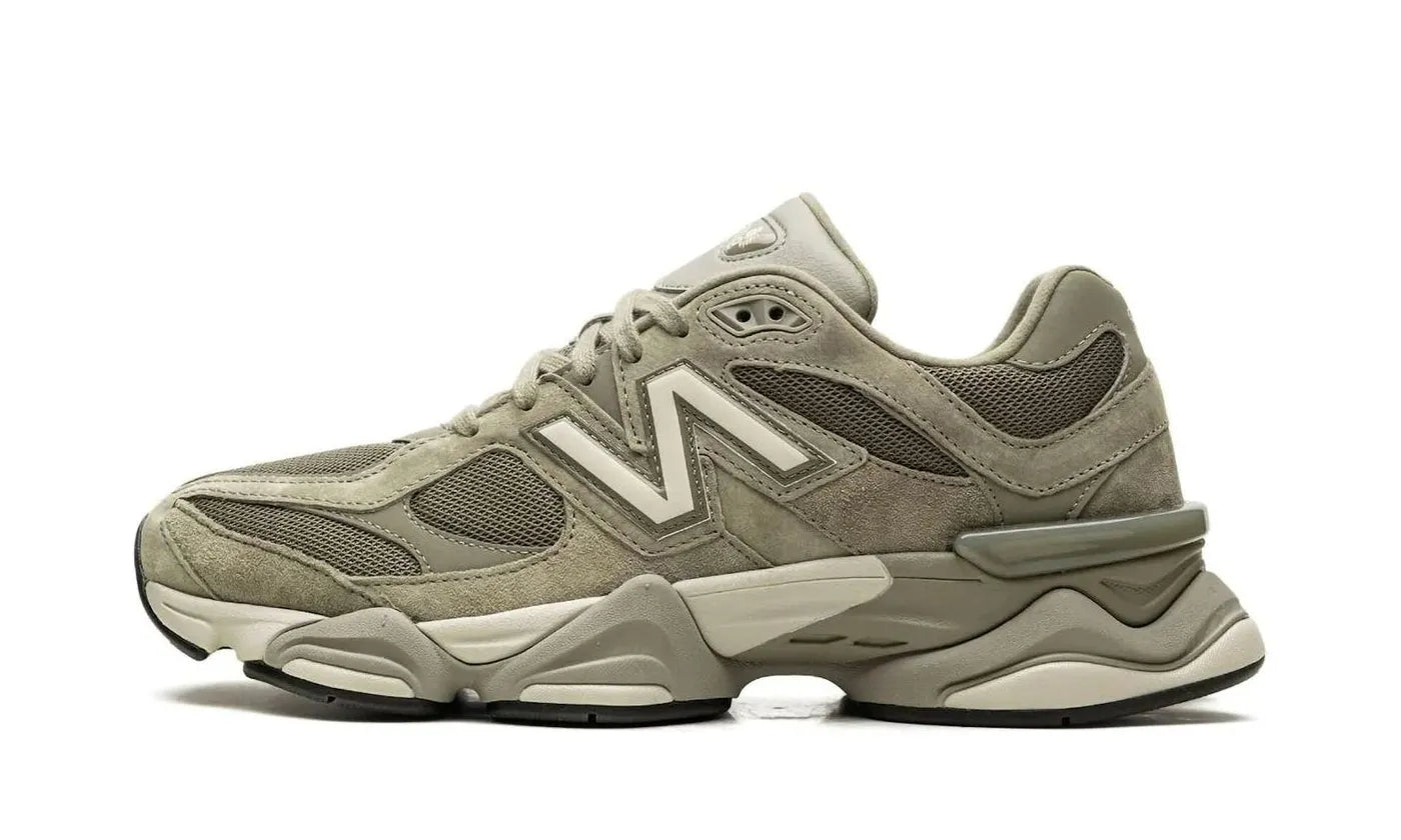 New Balance 9060 Covert Green Dark Stoneware – limitierter Sneaker bei Shade Studios