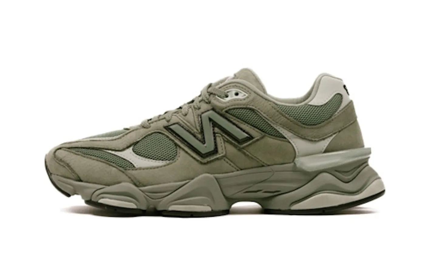 New Balance 9060 Dark Olivine – limitierter Sneaker bei Shade Studios