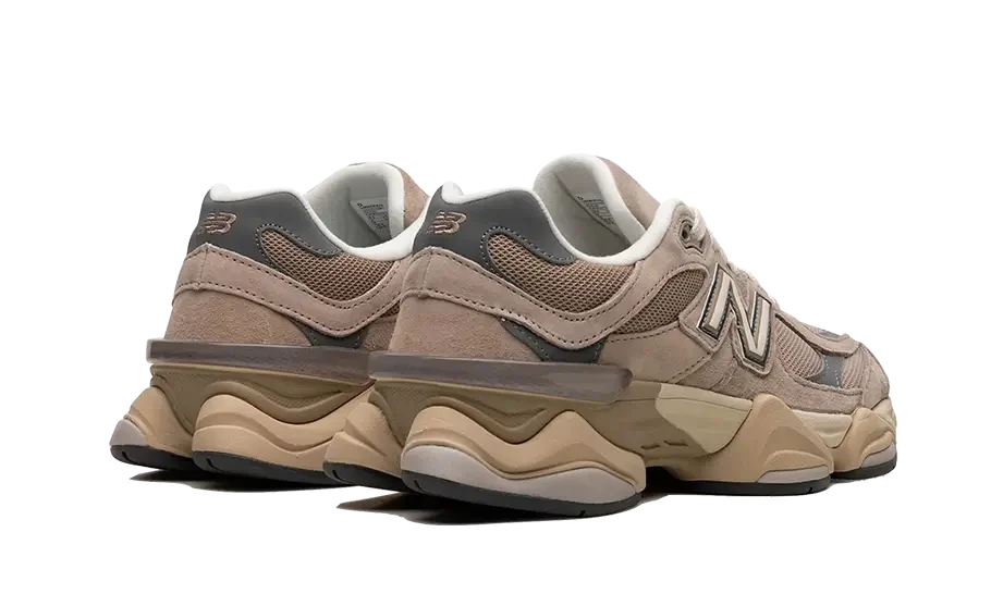 New Balance 9060 Driftwood Castlerock – limitierter Sneaker bei Shade Studios