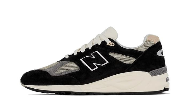 Black and white new balance 990 online