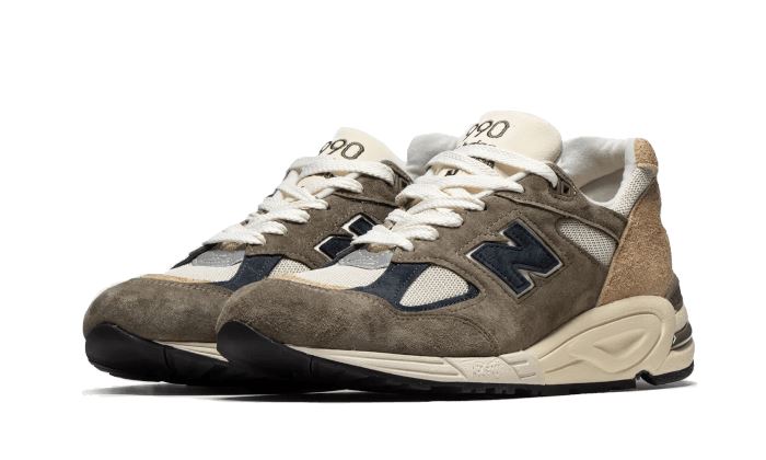 New Balance 990 V2 MiUSA Grey Tan – limitierter Sneaker bei Shade Studios