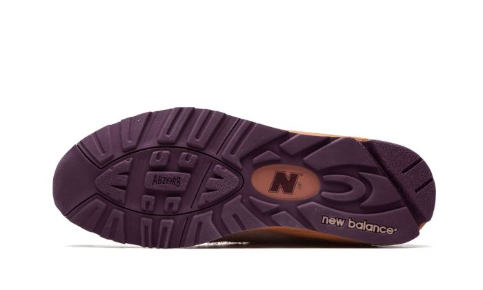 New Balance 990 V2 Salehe Bembury Sand Be The Time – limitierter Sneaker bei Shade Studios