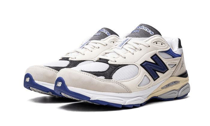New Balance 990V3 - Made In USA Cream Blue – limitierter Sneaker bei Shade Studios
