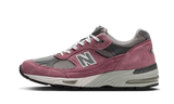 New Balance 991 Made In UK Pink Suede