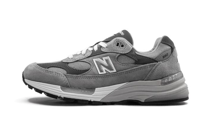 New Balance 992 Grey – limitierter Sneaker bei Shade Studios