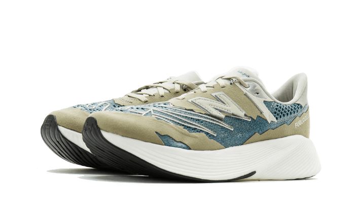 New Balance FuelCell RC Elite v2 Tokyo Design Studio Grey Vetiver – limitierter Sneaker bei Shade Studios