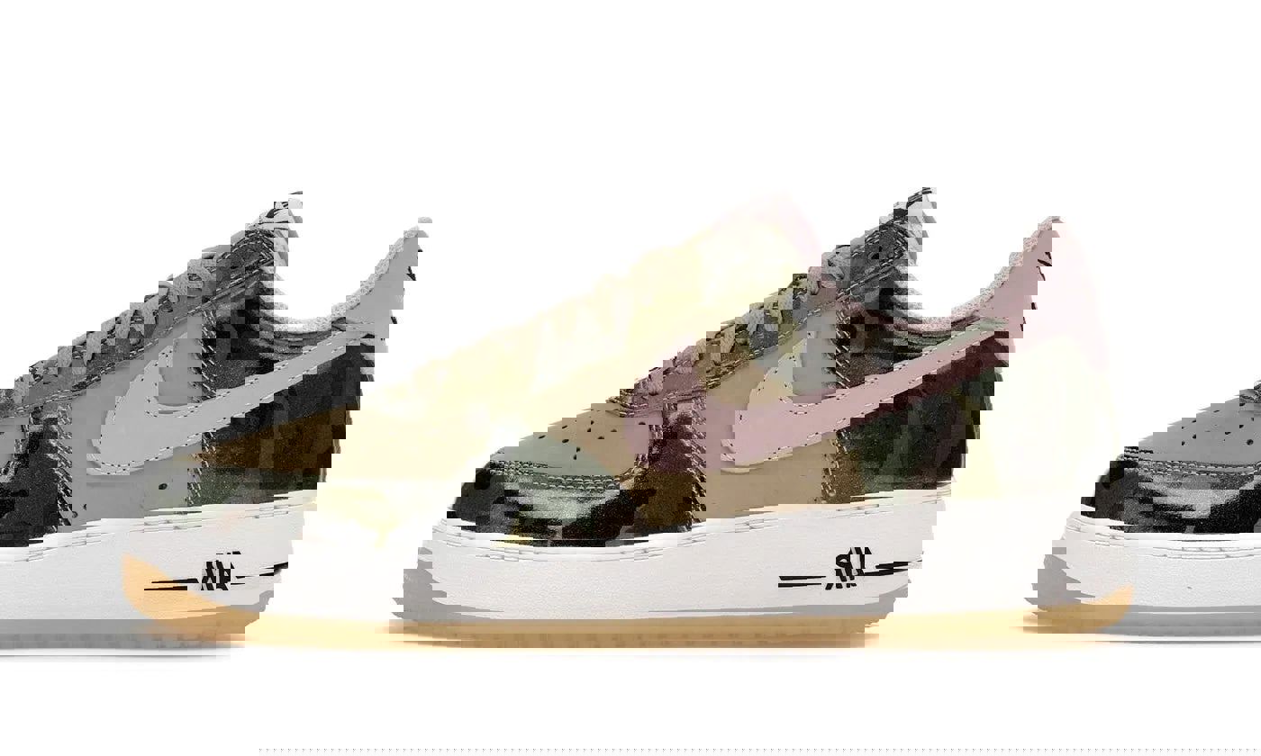 Nike Air Force 1 Low '07 LV8 Patent Camo Pink