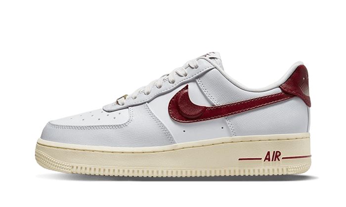 Nike Air Force 1 Low Just Do It Hangtag – limitierter Sneaker bei Shade Studios