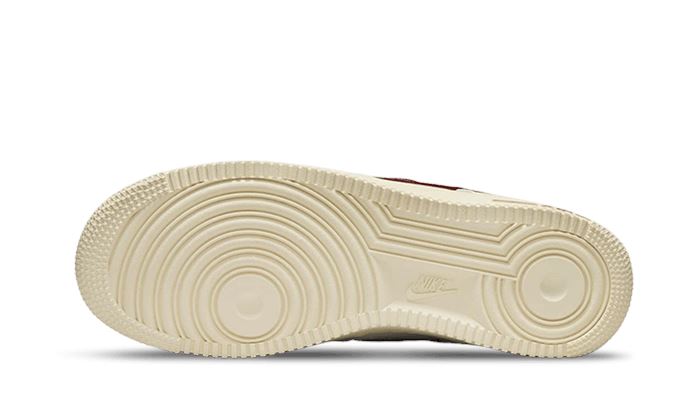 Nike Air Force 1 Low Just Do It Hangtag – limitierter Sneaker bei Shade Studios