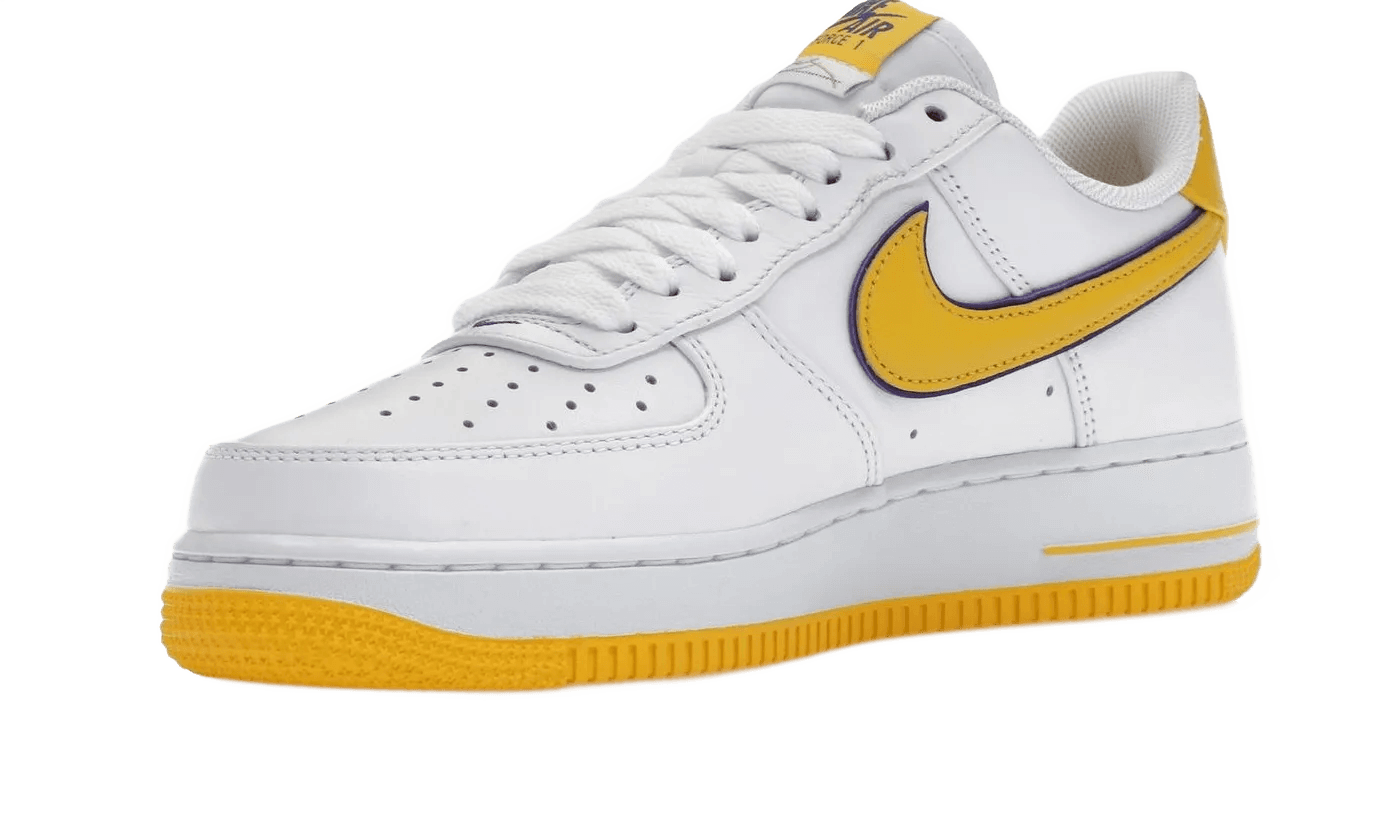 Nike Air Force 1 Low Retro QS Kobe Bryant Lakers Home – limitierter Sneaker bei Shade Studios