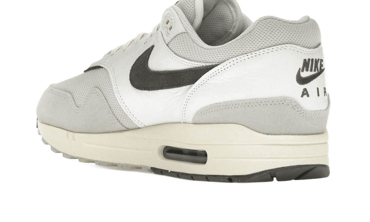Nike Air Max 1 Light Bone Iron Grey