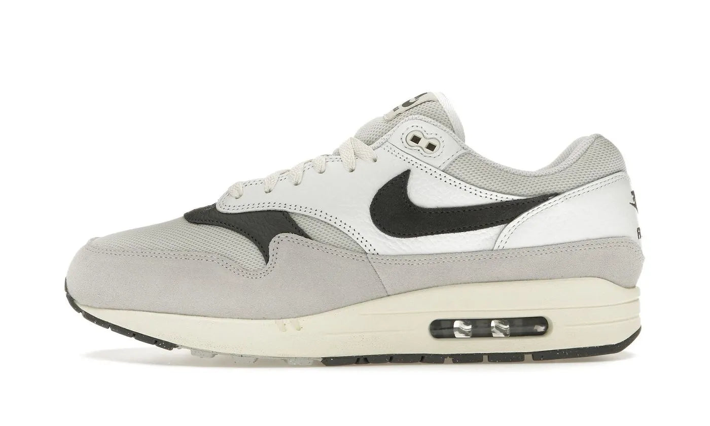 Nike Air Max 1 Light Bone Iron Grey – limitierter Sneaker bei Shade Studios