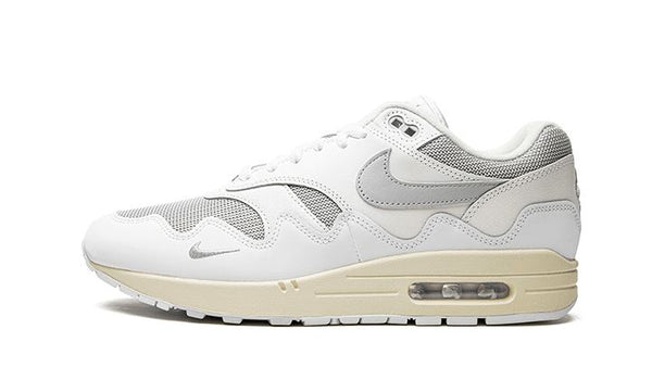 Nike air max 1 white gum hotsell