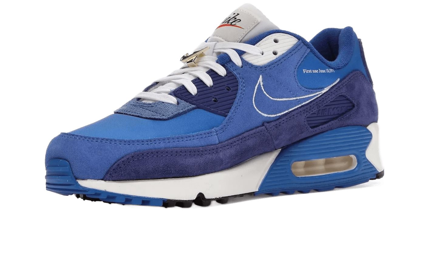 Nike Air Max 90 SE First Use Signal Blue – limitierter Sneaker bei Shade Studios