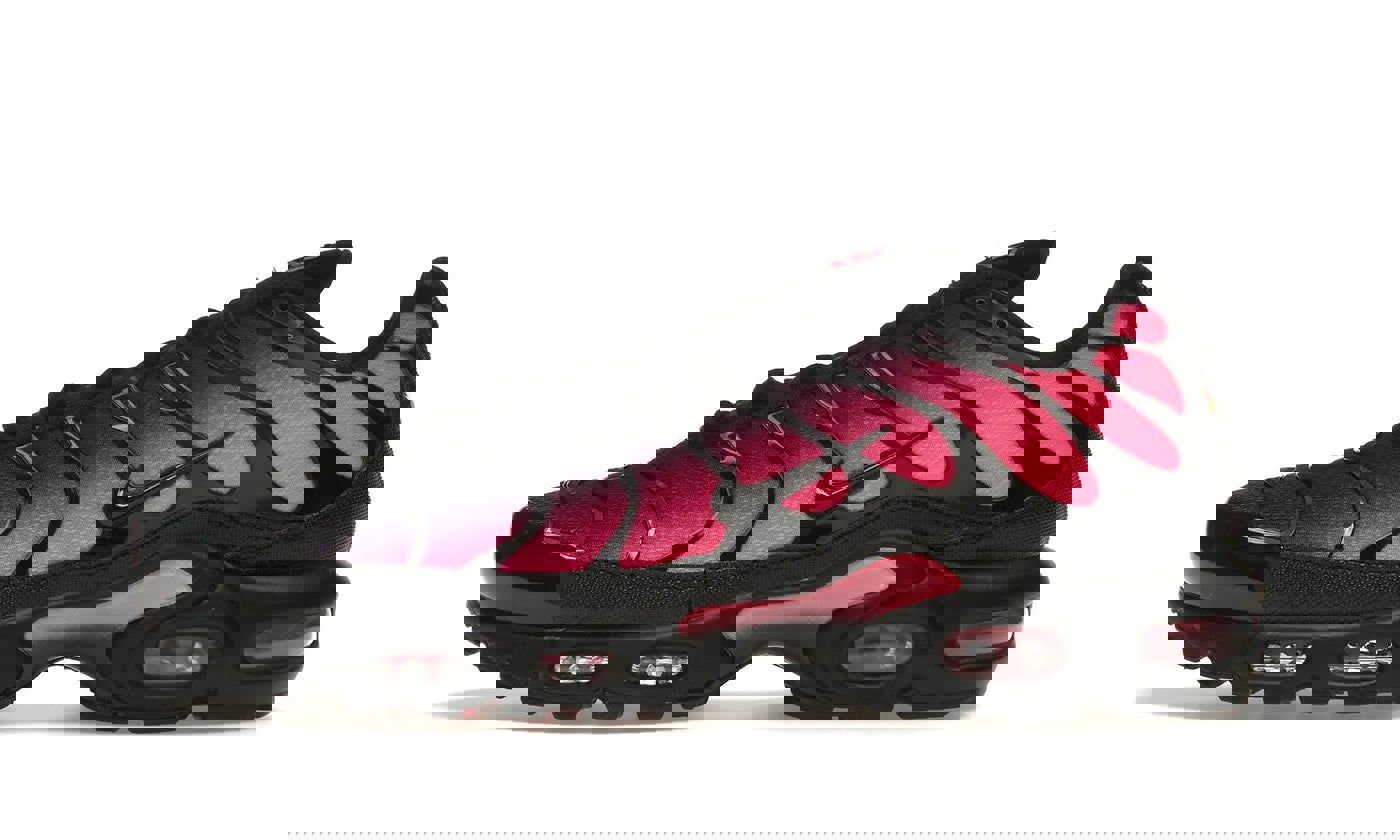 Nike Air Max Plus Black Hyper Pink