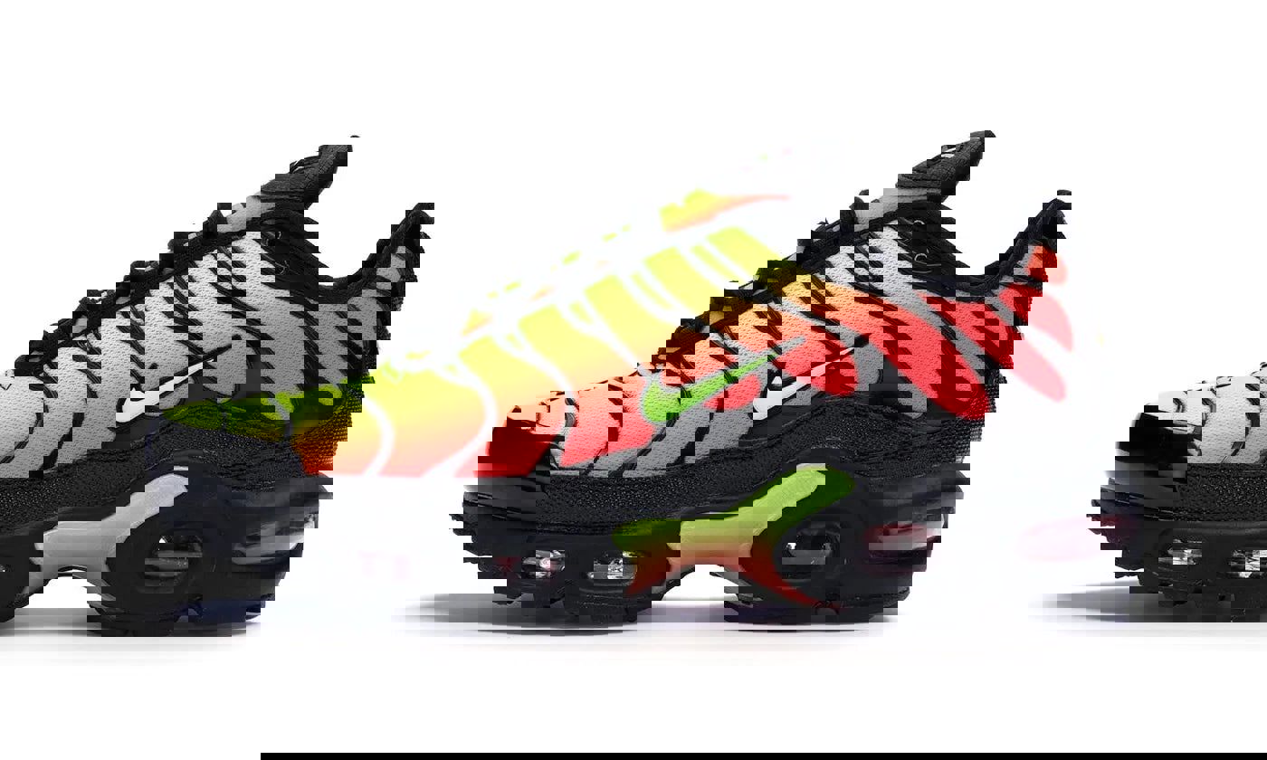 Nike Air Max Plus Black Volt Solar Red