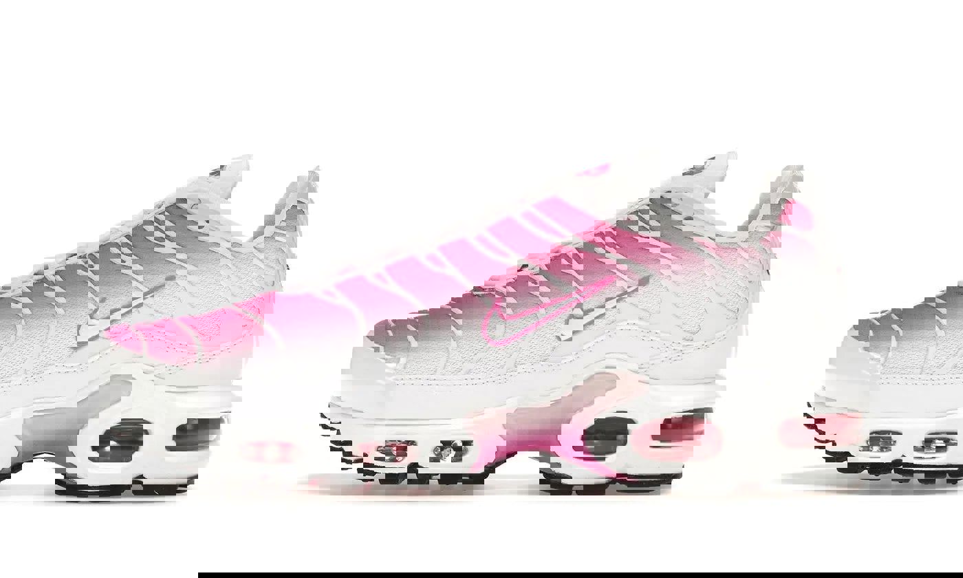 Nike Air Max Plus Pink Fade