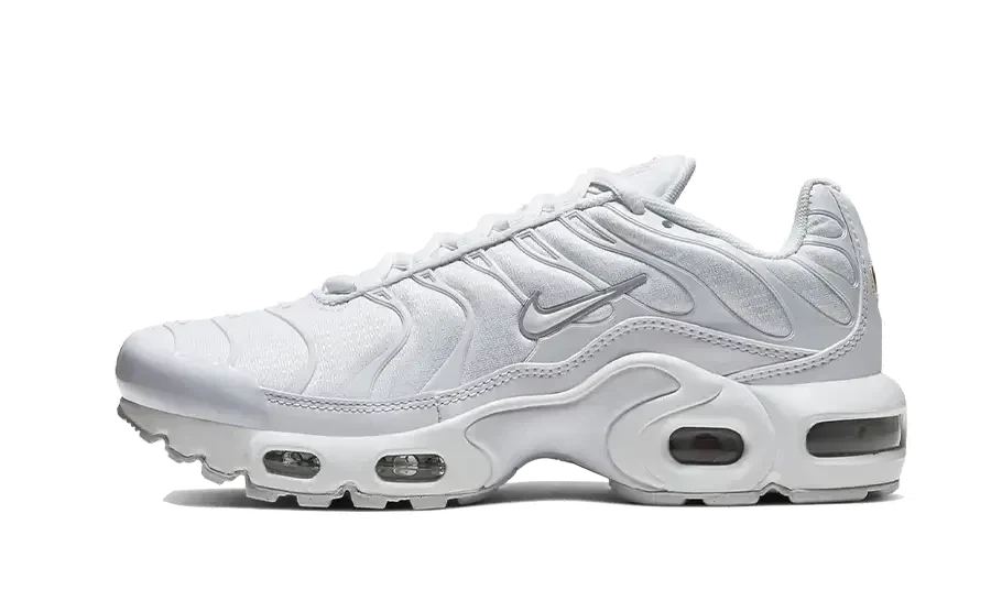 Nike Air Max Plus Triple White – limitierter Sneaker bei Shade Studios
