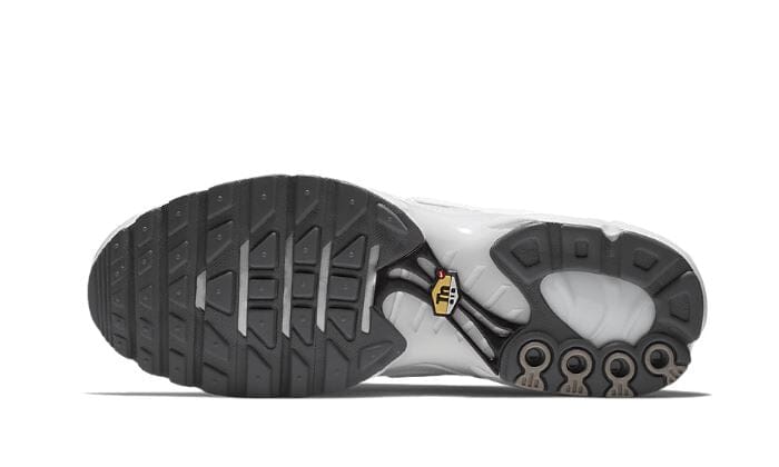 Nike Air Max Plus White – limitierter Sneaker bei Shade Studios