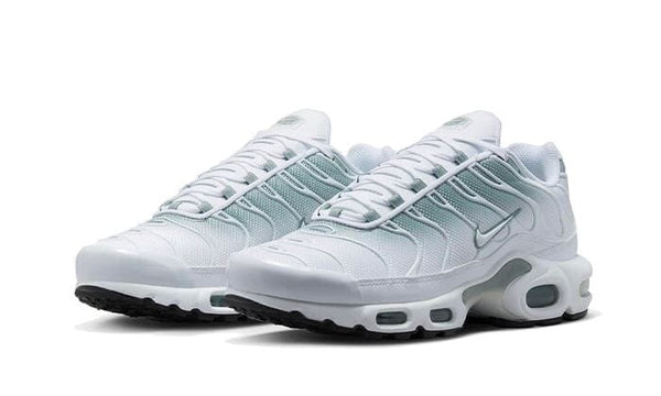 Air max white green online