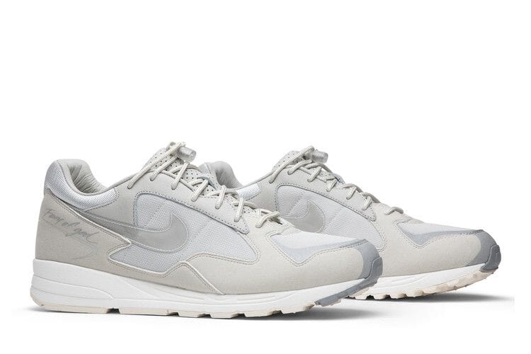 Nike Air Skylon 2 Fear of God Light Bone – limitierter Sneaker bei Shade Studios