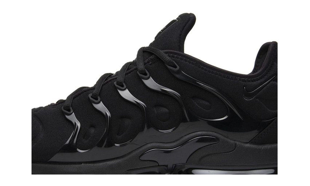 Nike Air VaporMax Plus Triple Black