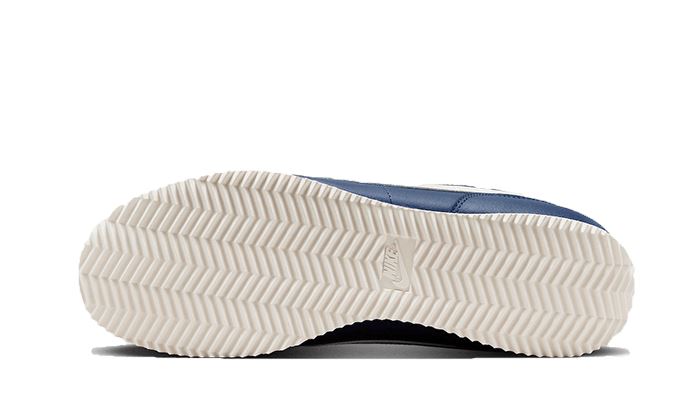 Nike Cortez Midnight Navy – limitierter Sneaker bei Shade Studios