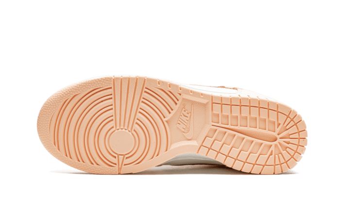 Nike Dunk High Crimson Tint – limitierter Sneaker bei Shade Studios