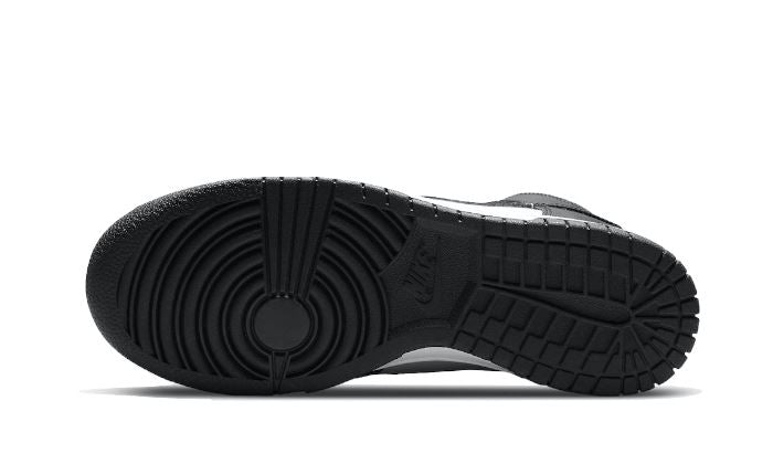 Nike Dunk High Panda (2021) – limitierter Sneaker bei Shade Studios