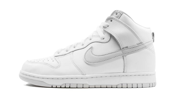 Nike Dunk High Pure Platinum – limitierter Sneaker bei Shade Studios