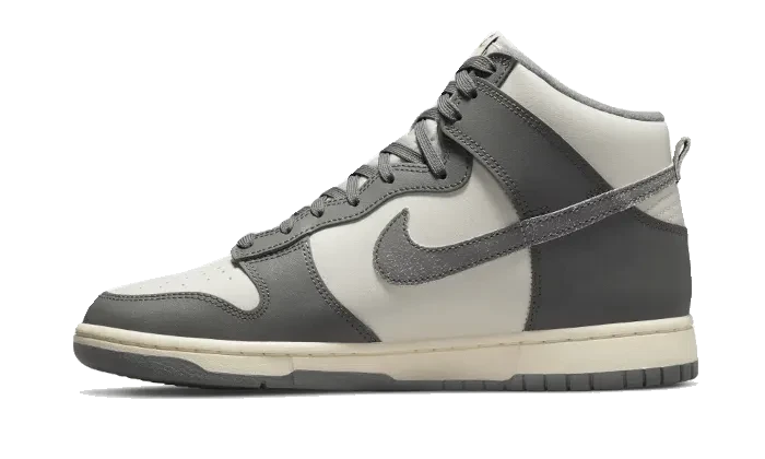Nike Dunk High Vintage Light Bone Grey – limitierter Sneaker bei Shade Studios