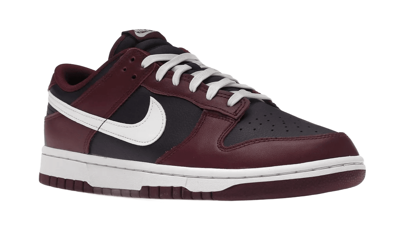 Nike Dunk Low Dark Beetroot – limitierter Sneaker bei Shade Studios