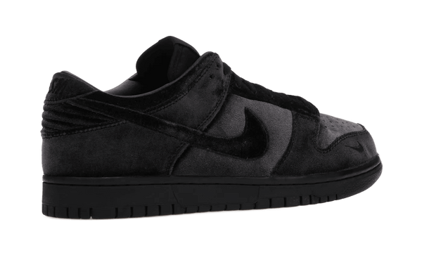 Dunk Low Dover Street Market Triple Black Velvet - DH2686-002