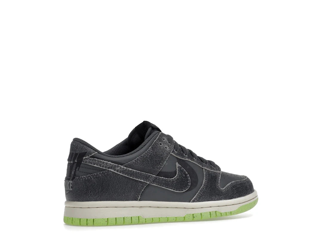 Dunk Low Halloween (2022) - DQ6215-001