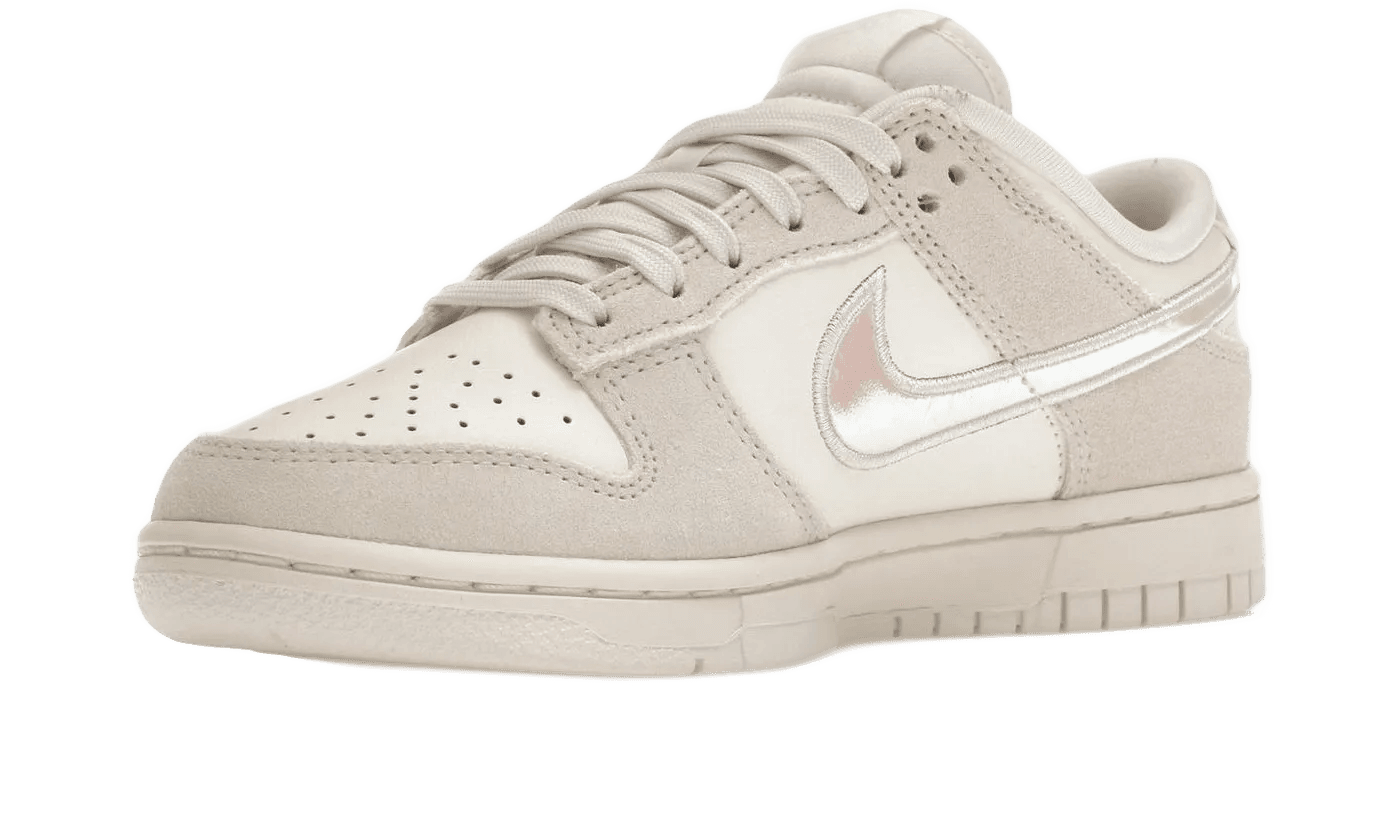 Nike Dunk Low Sail Iridescent Swoosh – limitierter Sneaker bei Shade Studios