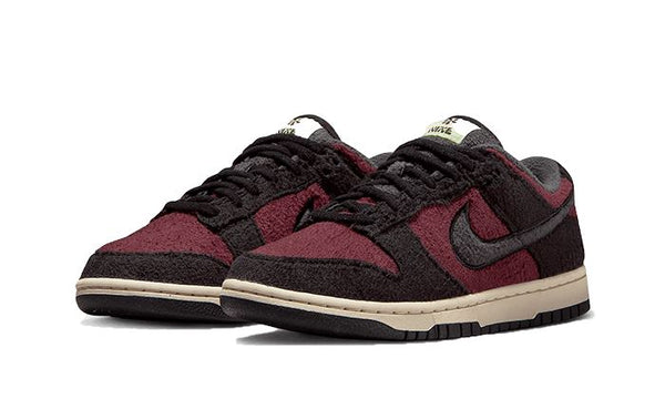 Nike Nike Dunk Low SE Fleece Burgundy Crush - DQ7579-600