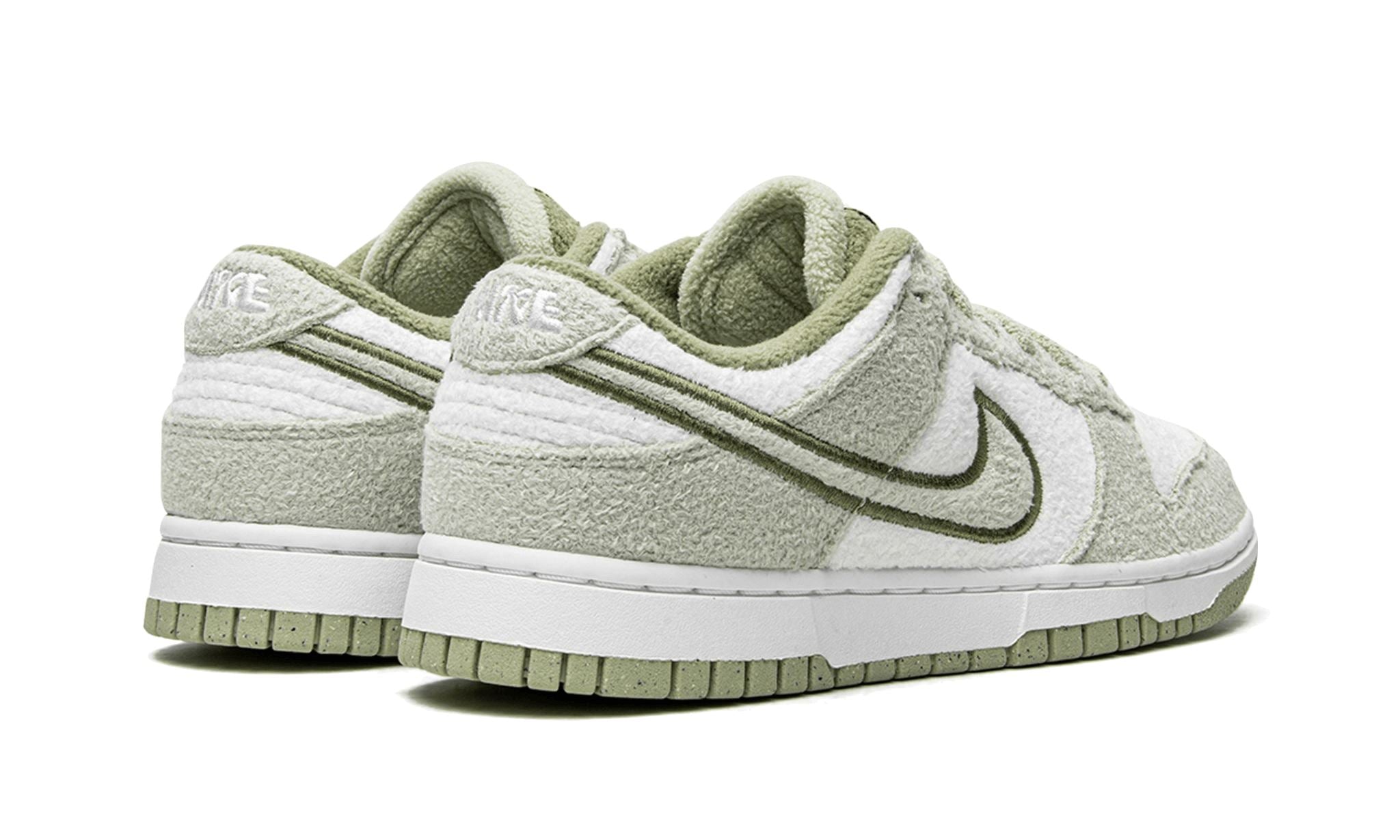 Nike Dunk Low SE Fleece Green – limitierter Sneaker bei Shade Studios