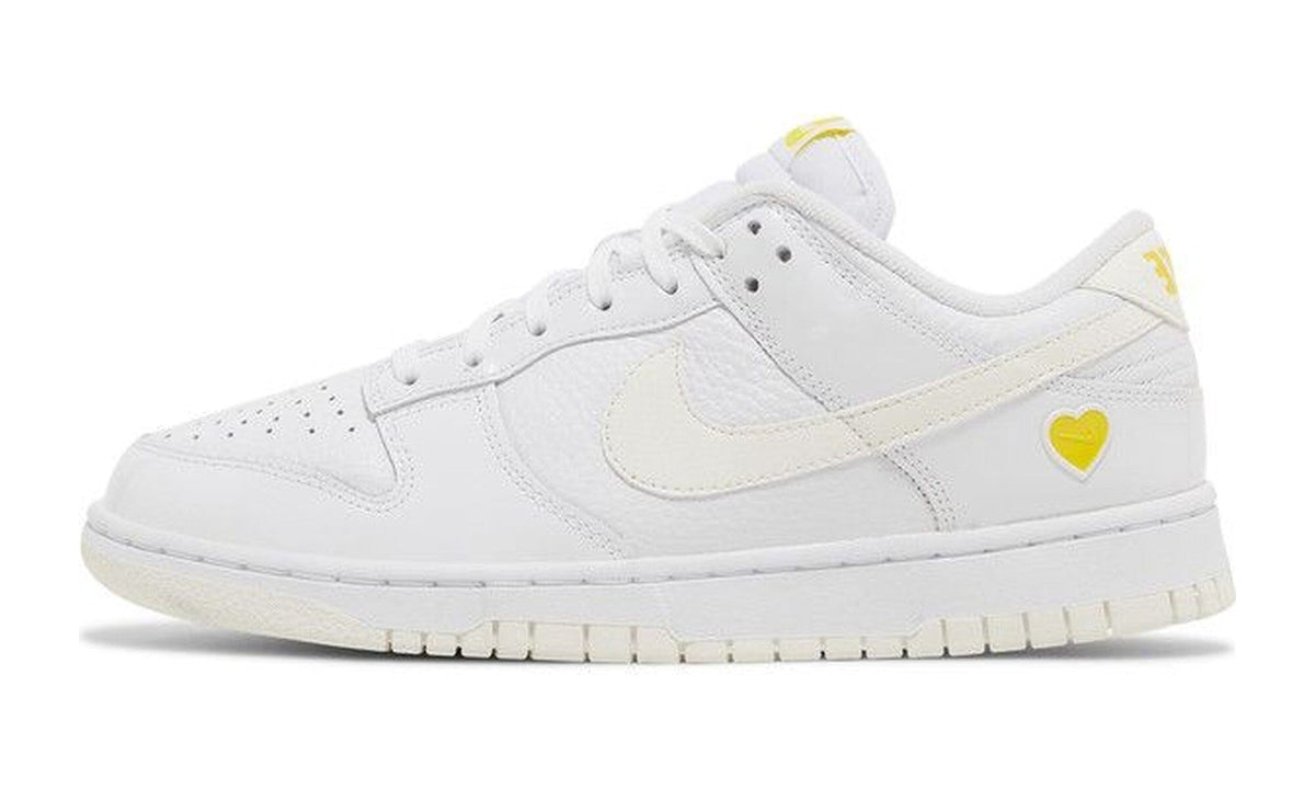Nike Wmns Dunk Low 'Valentine's Day - Yellow Heart'