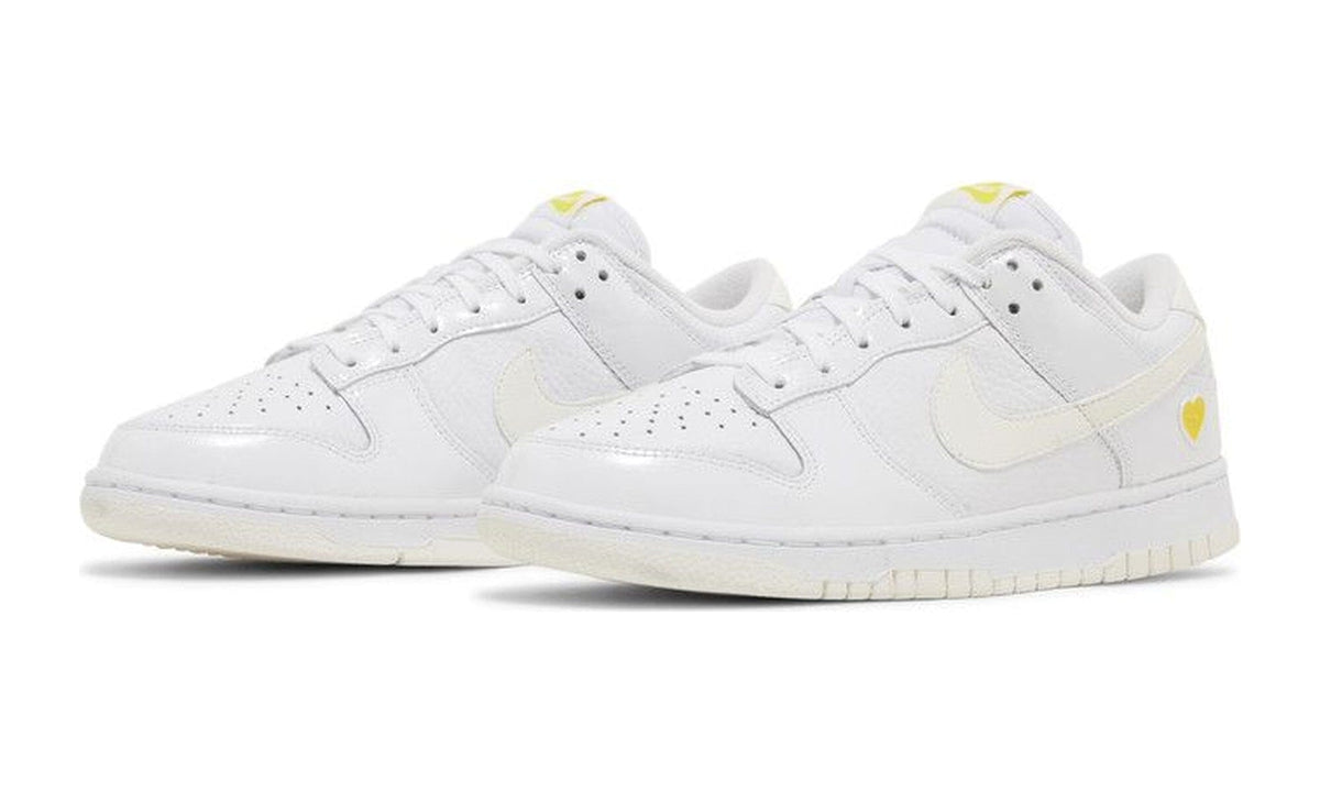 Nike Wmns Dunk Low 'Valentine's Day - Yellow Heart'