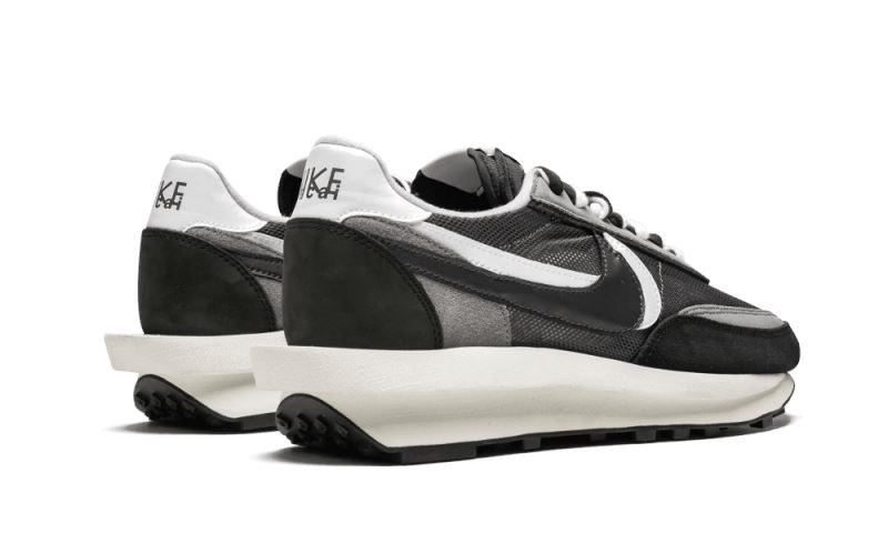 Nike LD Waffle Sacai Black Anthracite – limitierter Sneaker bei Shade Studios