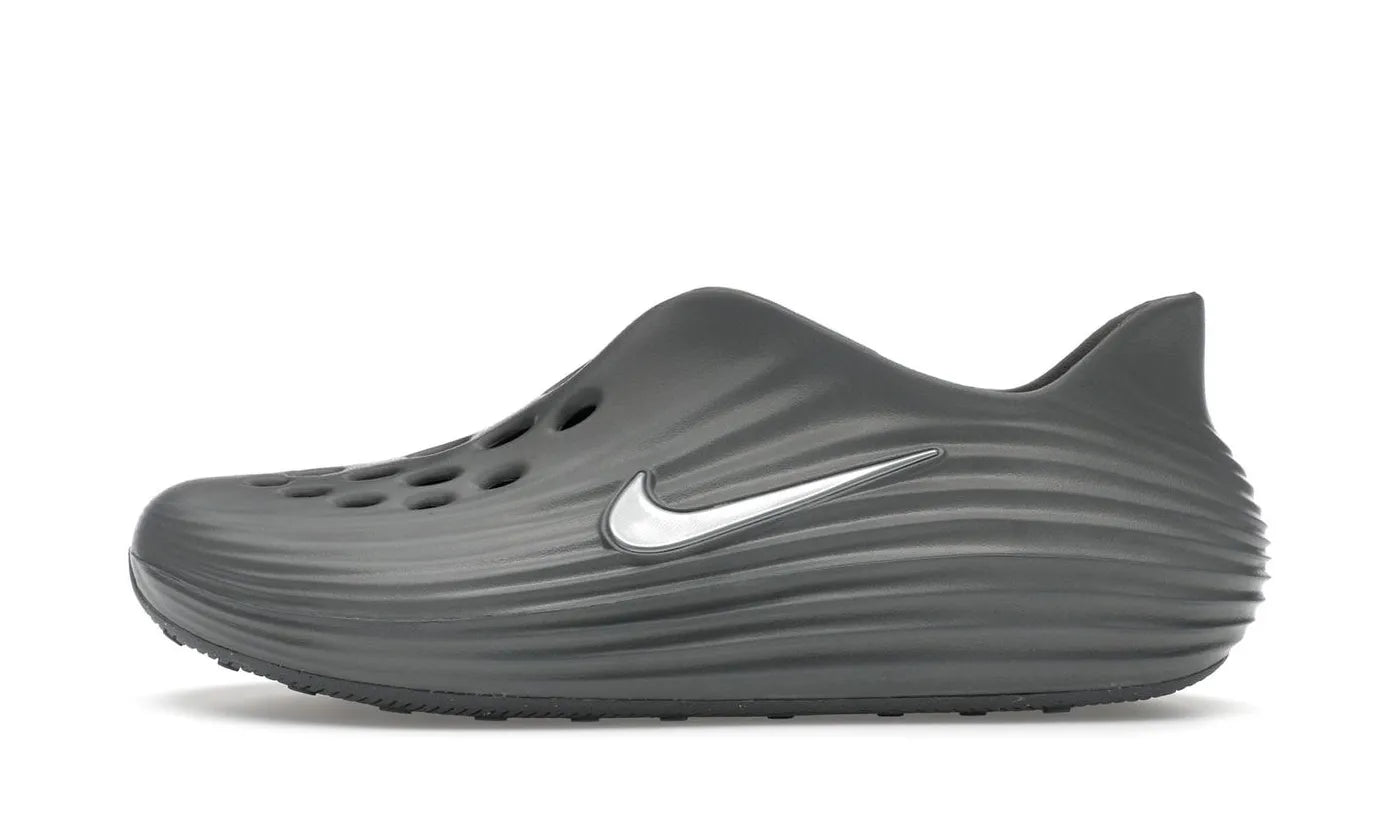 Nike ReactX Rejuven8 Smoke Grey – limitierter Sneaker bei Shade Studios