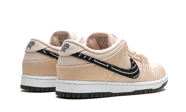 Nike Nike SB Dunk Low Albino & Preto - FD2627-200