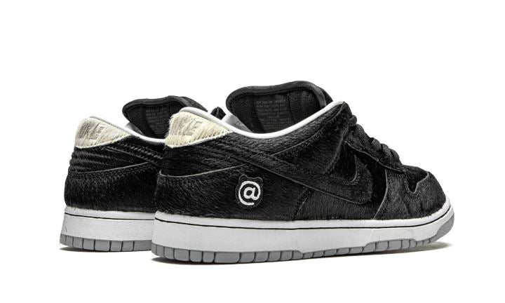 Nike SB Dunk Low BE@RBRICK Medicom Toy – limitierter Sneaker bei Shade Studios