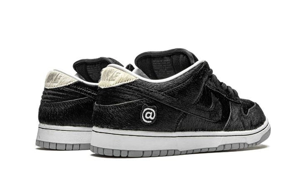 Nike Nike SB Dunk Low BE@RBRICK Medicom Toy - CZ5127-001