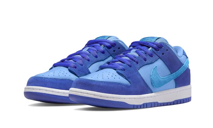 Nike SB Dunk Low Blue Raspberry – limitierter Sneaker bei Shade Studios
