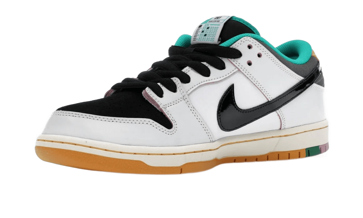 SB Dunk Low CSEF - HJ4132-100