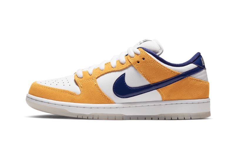 Nike SB Dunk Low Laser Orange – limitierter Sneaker bei Shade Studios